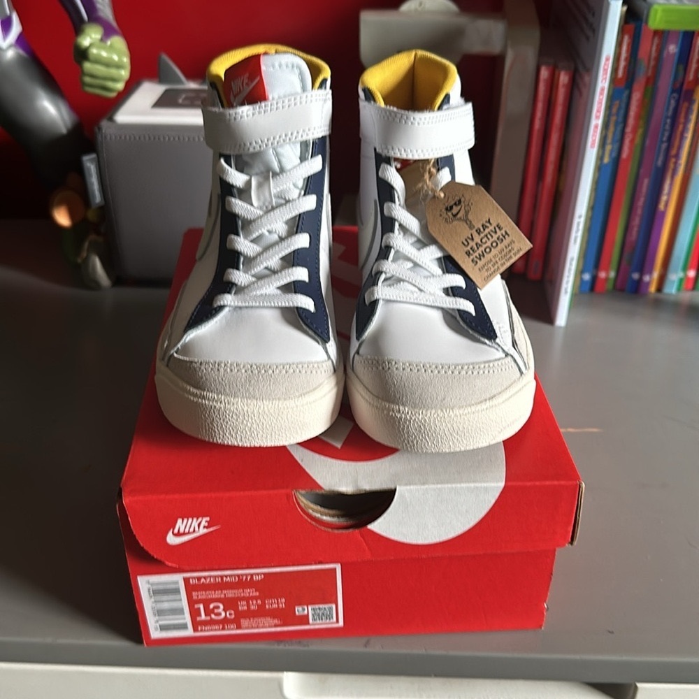 Boys Nike Blazer Mid 77 BP, size 13c